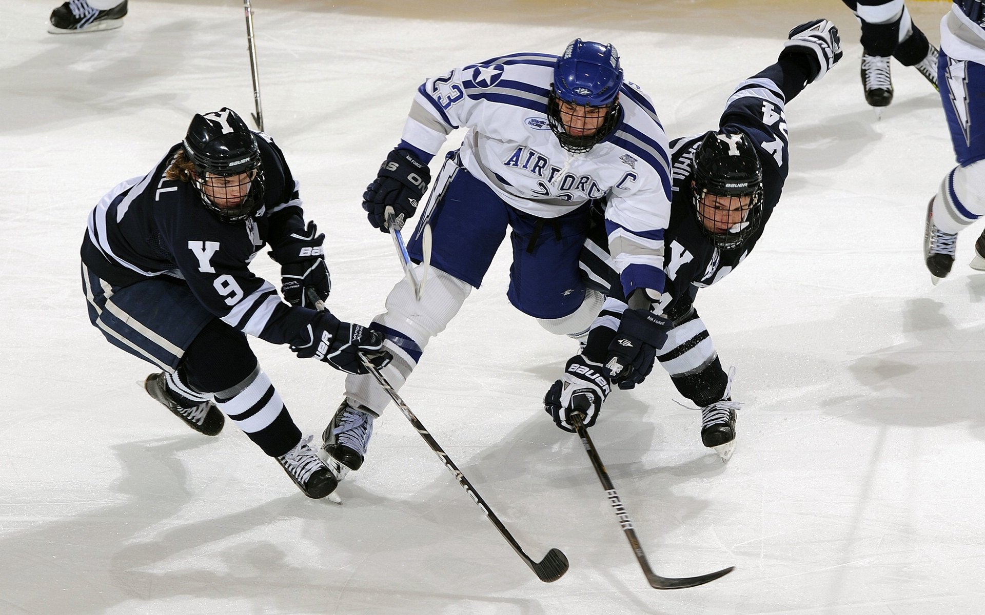 开云官方平台-从里昂到蒙得维的亚，当南美防线被一个名字反复洞穿